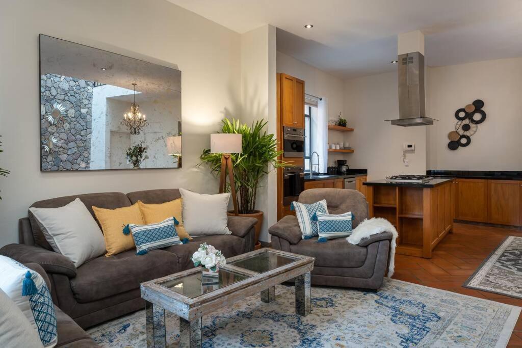 Elegant 3Br Home With Rooftop & Grill In Centro San Miguel サン・ミゲル・デ・アジェンデ エクステリア 写真